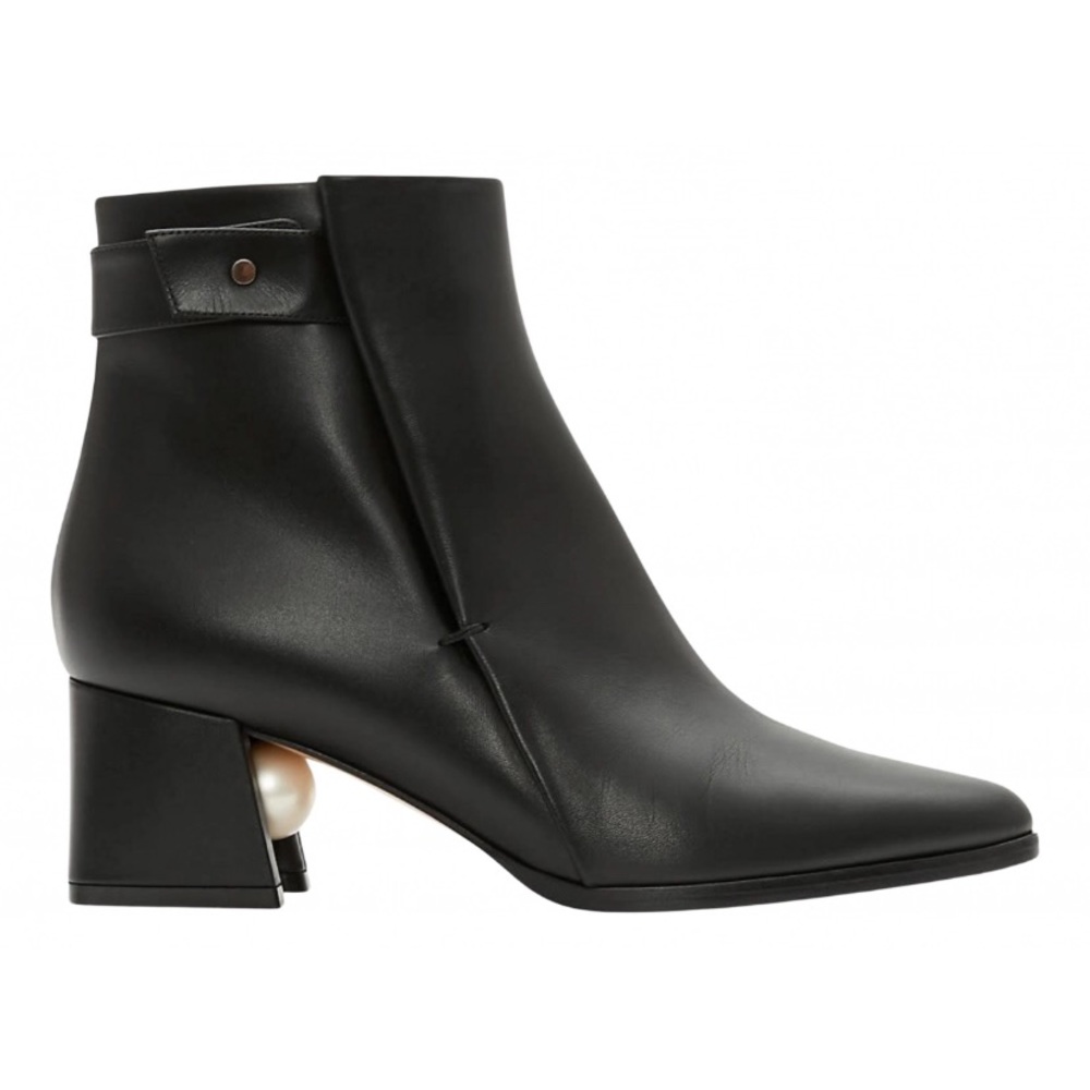 Nicholas Kirkwood Black Ankle Boots with Pearl Accent